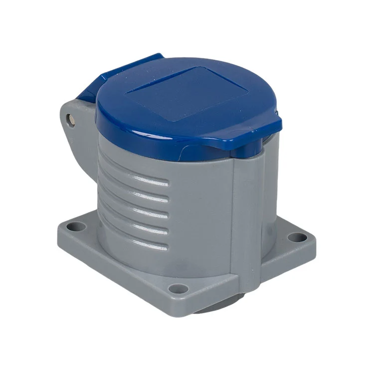 سوکت صنعتی ضد آب مردانه اروپا IP44